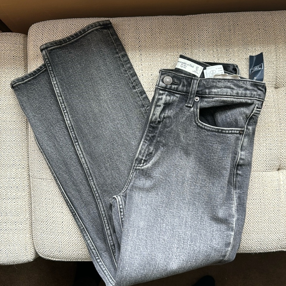 Abercrombie high rise mom jeans